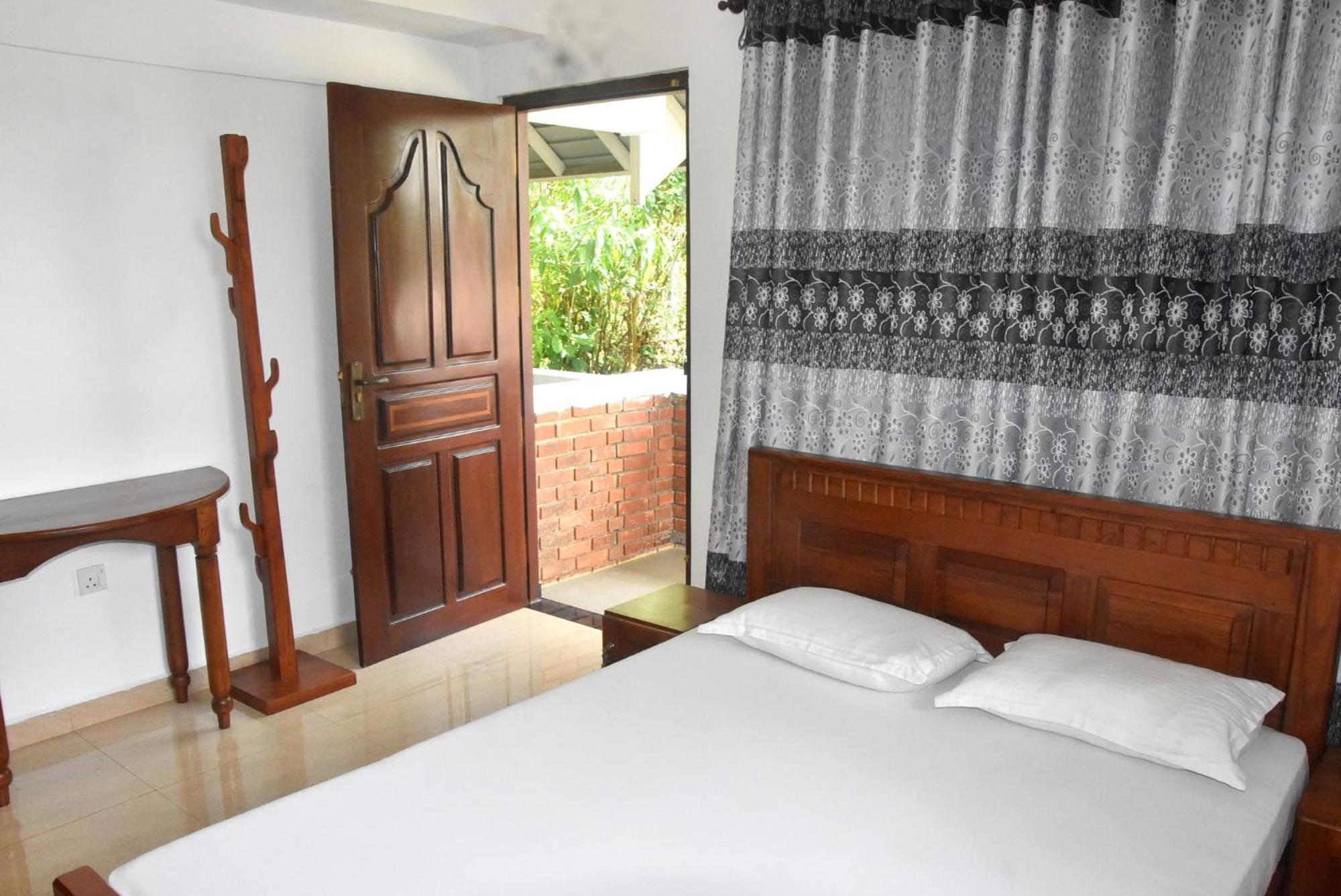 Hotel Rathna Gems Halt Ratnapura Exteriér fotografie