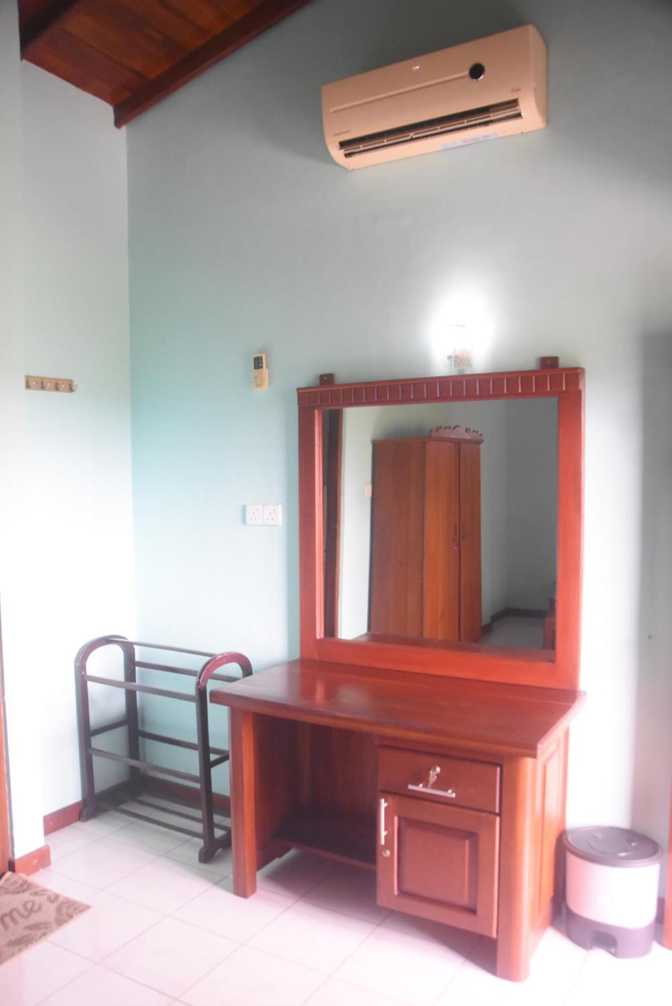 Hotel Rathna Gems Halt Ratnapura Exteriér fotografie